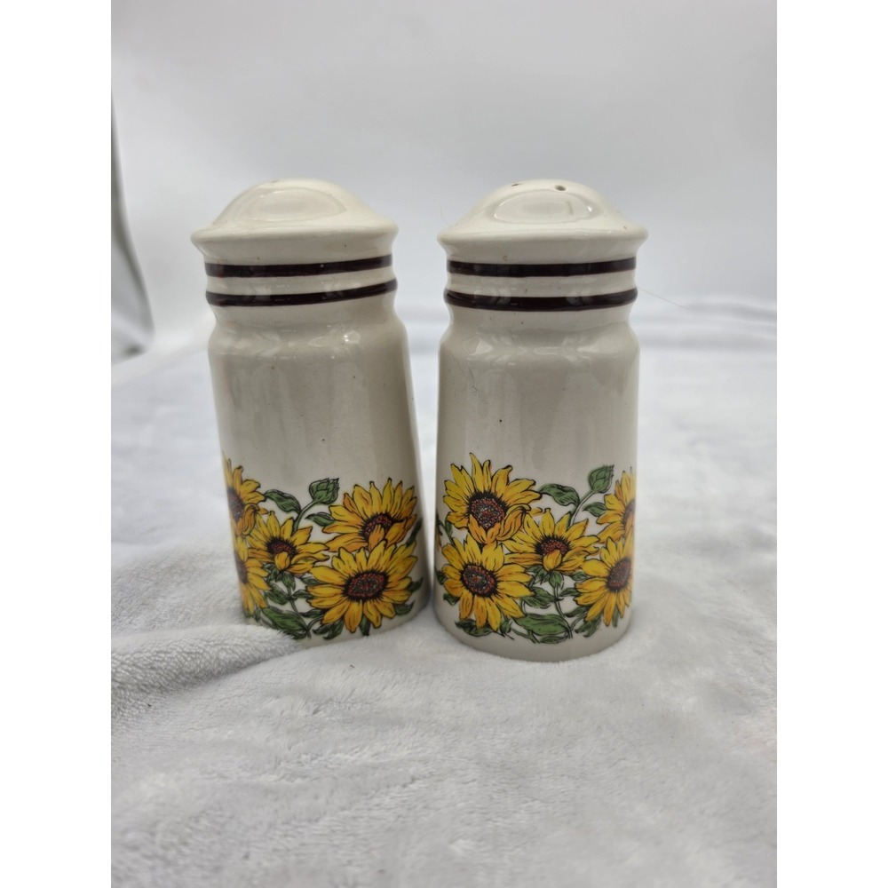 Any Stoneware Vintage Sunflower Salt & Pepper Set Home & Garden Cottagecore